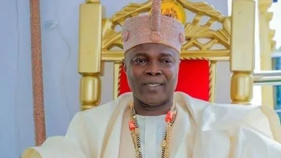 Governor Adeleke Greets Olowu of Kuta, HRM Oba Hameed Oyelude, at 62